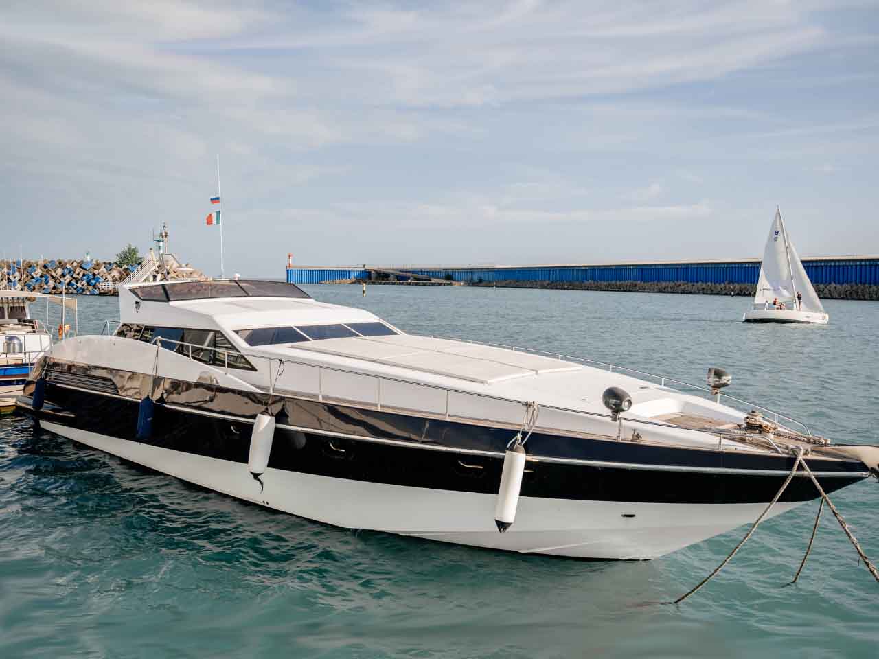 Яхта - San Lorenzo